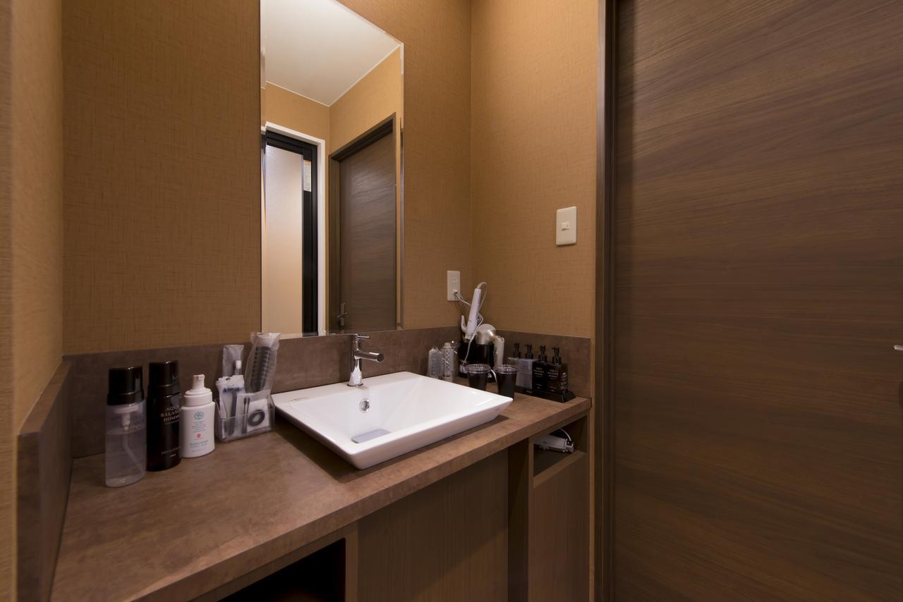 The Calm Hotel Tokyo (Adults Only) Exteriör bild